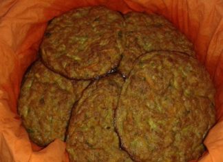 Pljeskavice od leblebija, tikvice i šargarepe