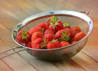 Kada bebi uvesti jagode